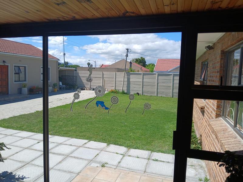 4 Bedroom Property for Sale in Rustdal Western Cape